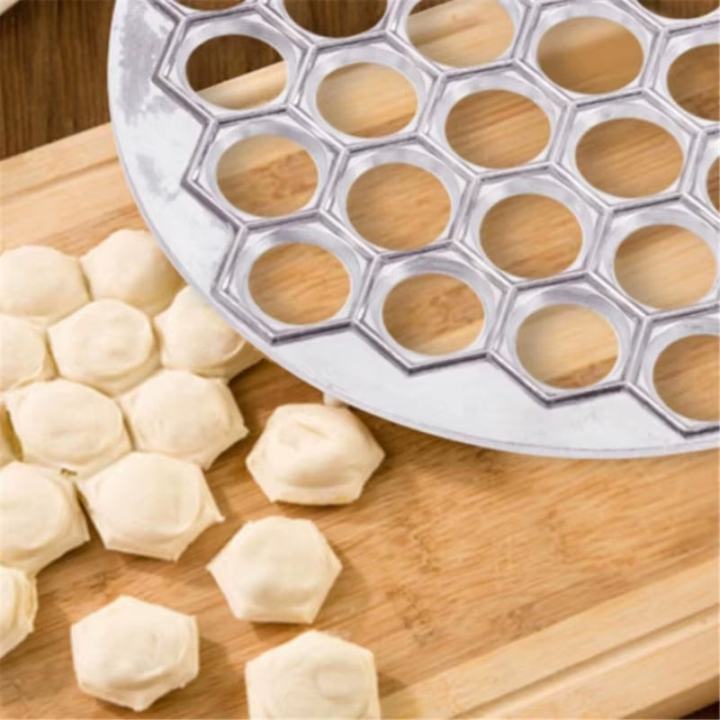 Effortless 37-Hole Aluminum Ravioli Maker - Perfect for Handmade Dumplings and Pastries!